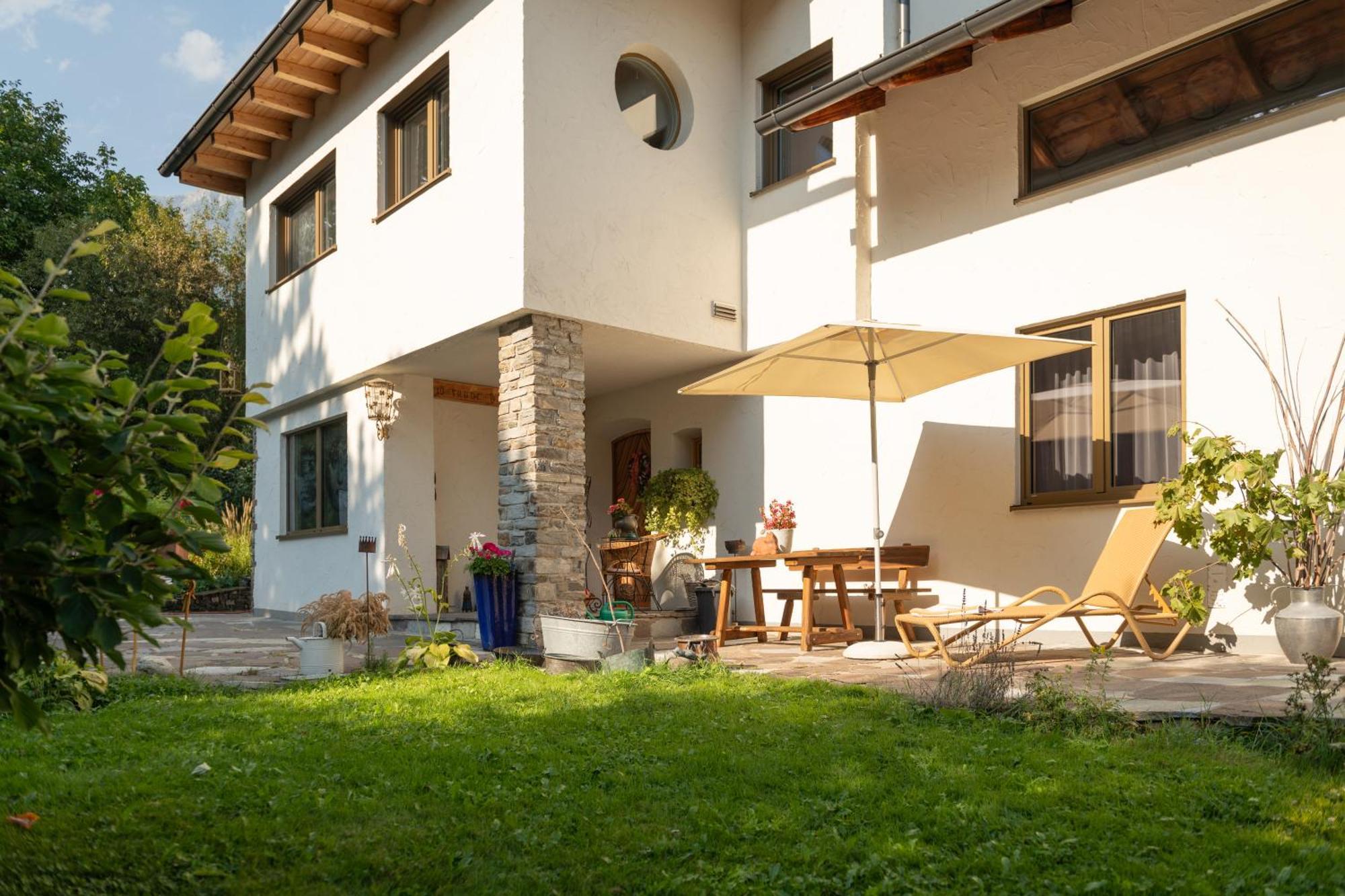Villa Marwa - Eine Ruheoase Im Gruenen İnnsbruck Dış mekan fotoğraf
